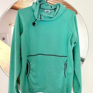 “Nice Melly!” 2024 NWT Melanzana Microgrid V2 Hoodie Womens M Fleece Pullover